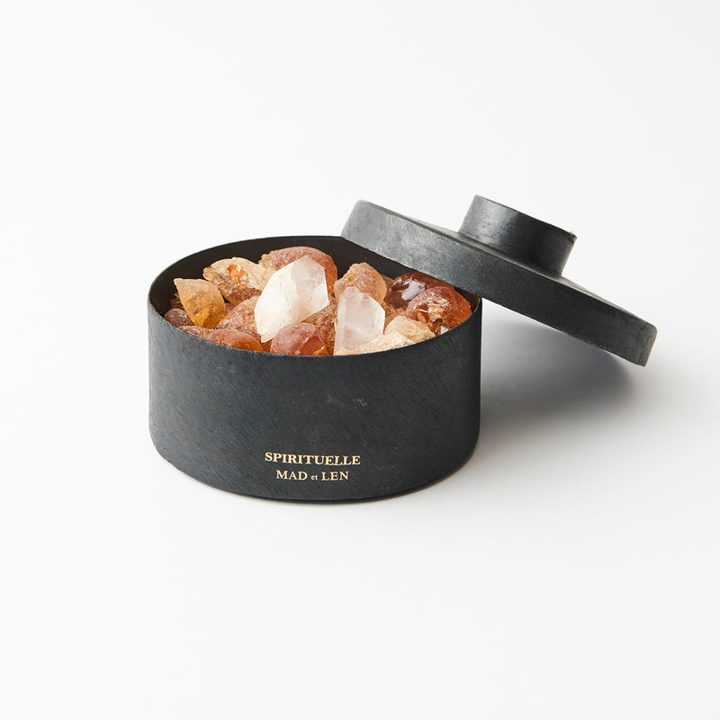 ポプリ フラット / アンバー(琥珀樹脂) + クリスタル スモール