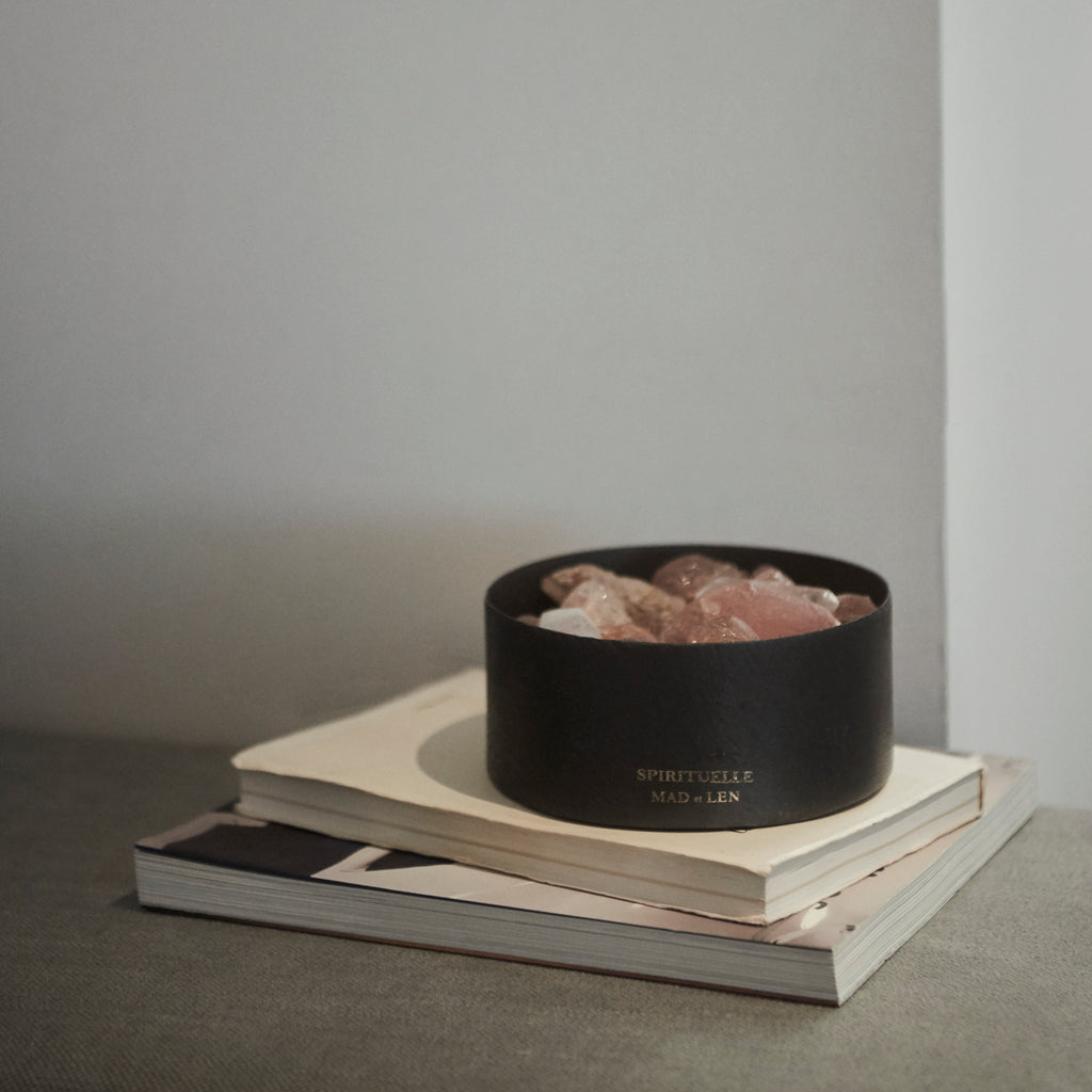 ポプリ フラット / アンバー(琥珀樹脂) + クリスタル スモール